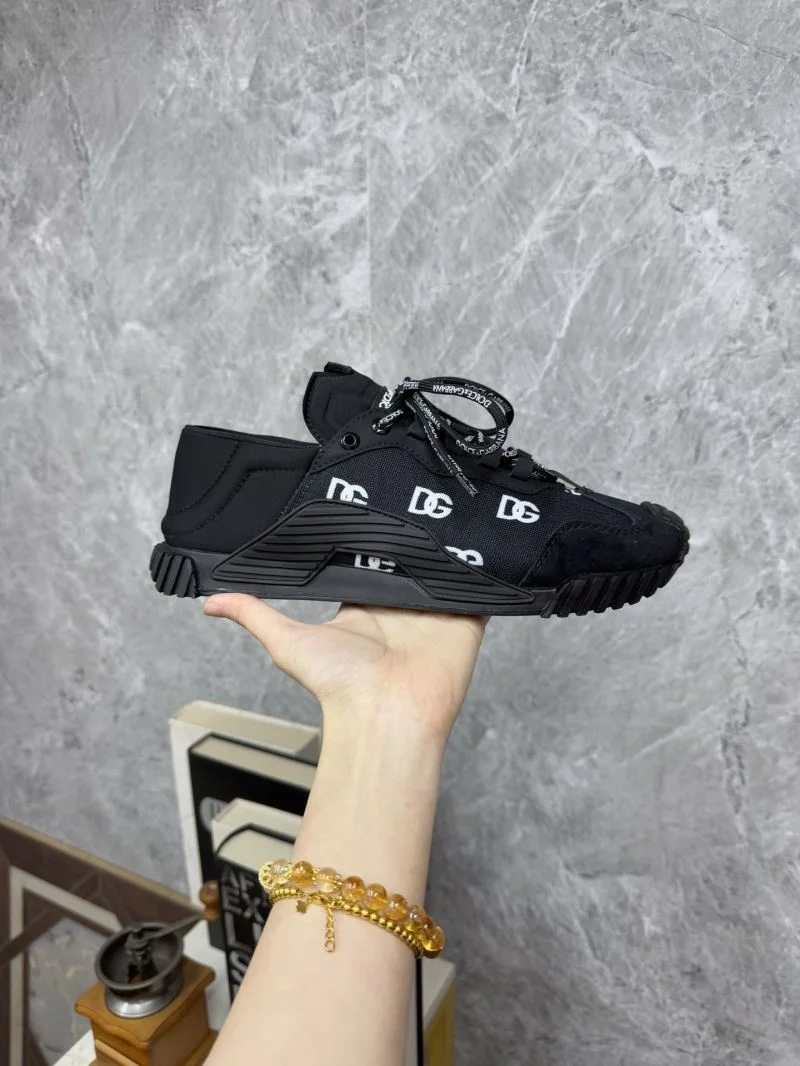 Dolce Gabbana Low Shoes TravelReady 23076