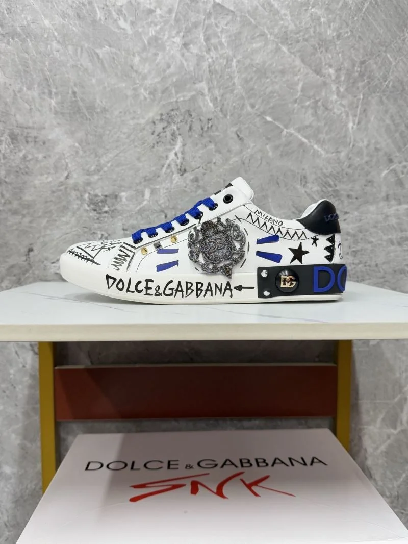 Dolce Gabbana Low Shoes OnTrend 23070