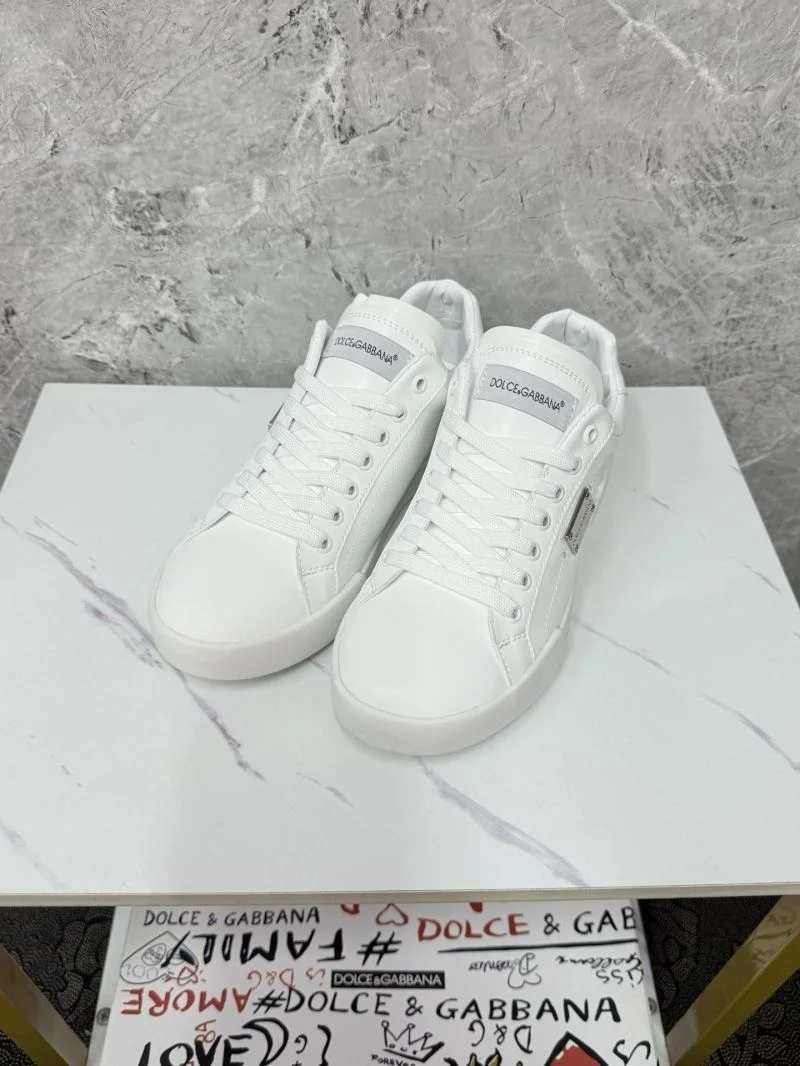 Dolce Gabbana Low Shoes Comfortable 23072