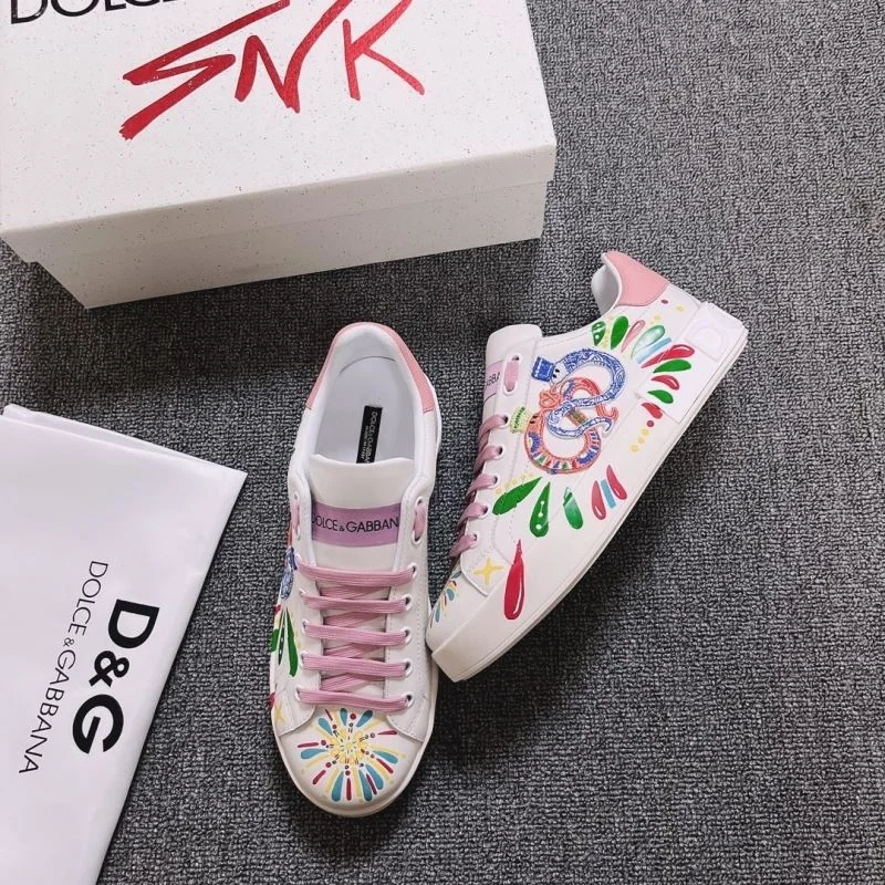 Dolce Gabbana Low Shoes TimelessDesign 22986