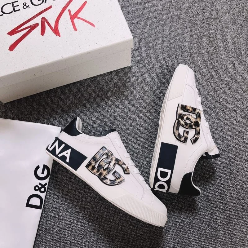 Dolce Gabbana Low Shoes Unique 22983
