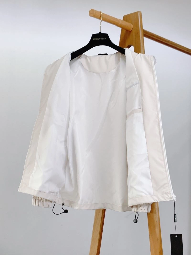 Dolce Gabbana Outwear Versatile 119807