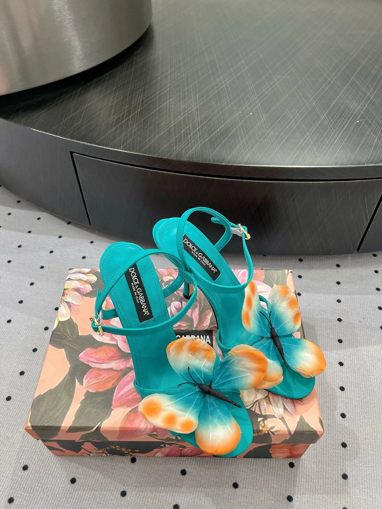 Dolce Gabbana Sandals Reliable 23027