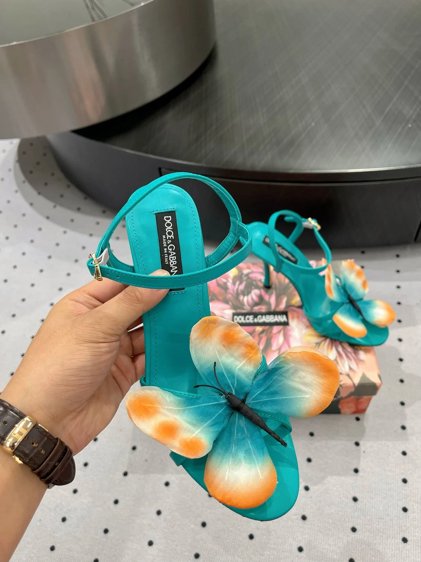 Dolce Gabbana Sandals Reliable 23027