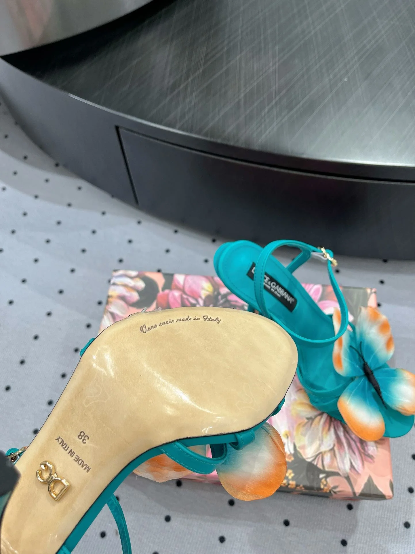 Dolce Gabbana Sandals Reliable 23027