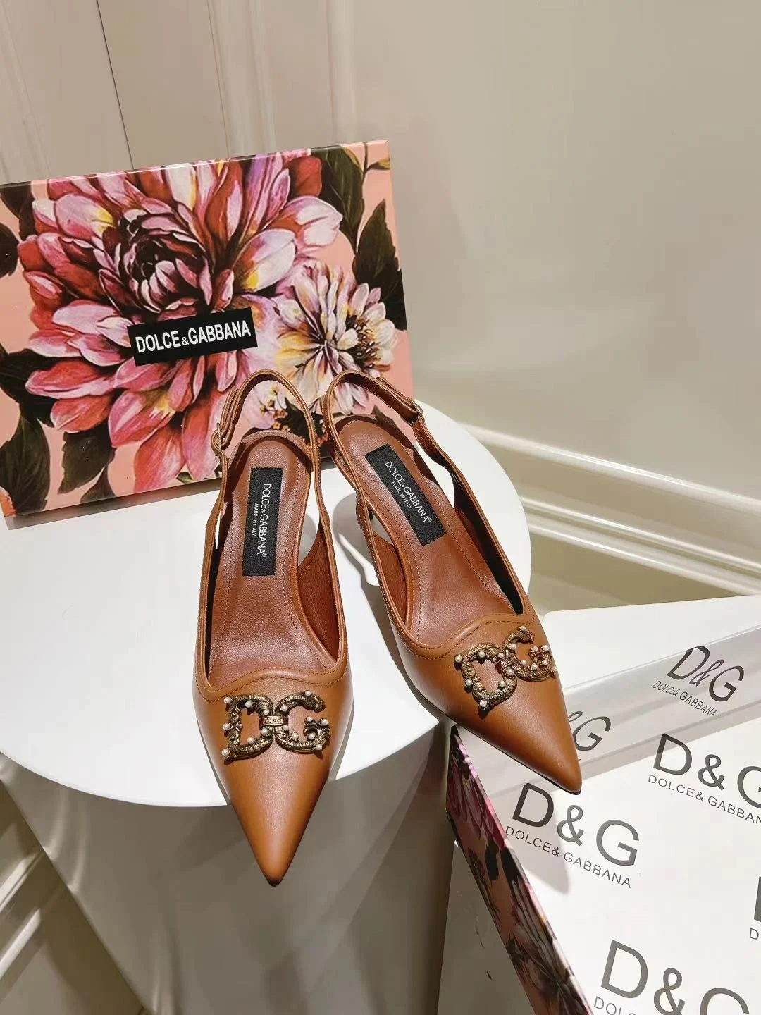 Dolce Gabbana Sandals Lightweight 22968
