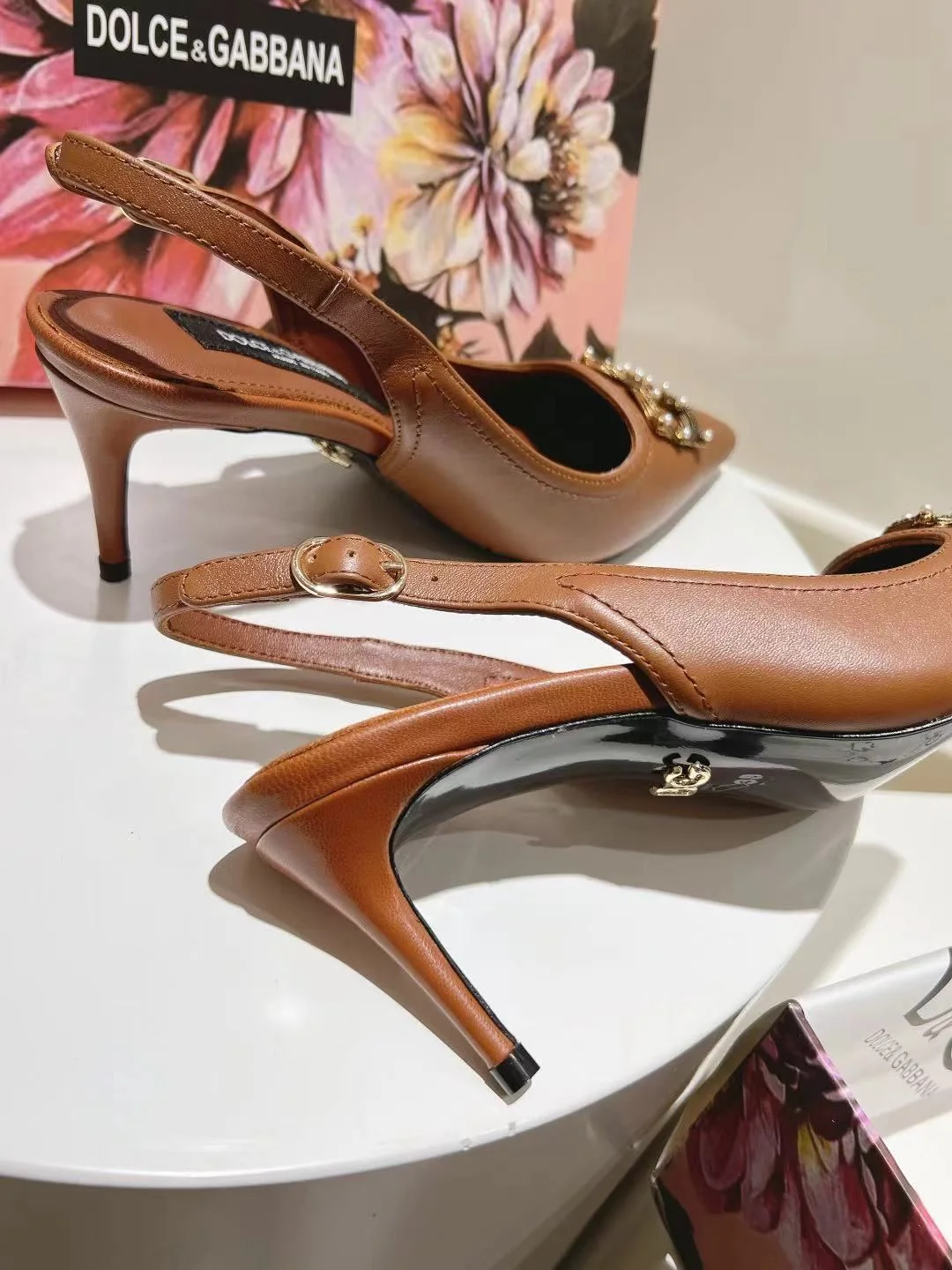 Dolce Gabbana Sandals Lightweight 22968