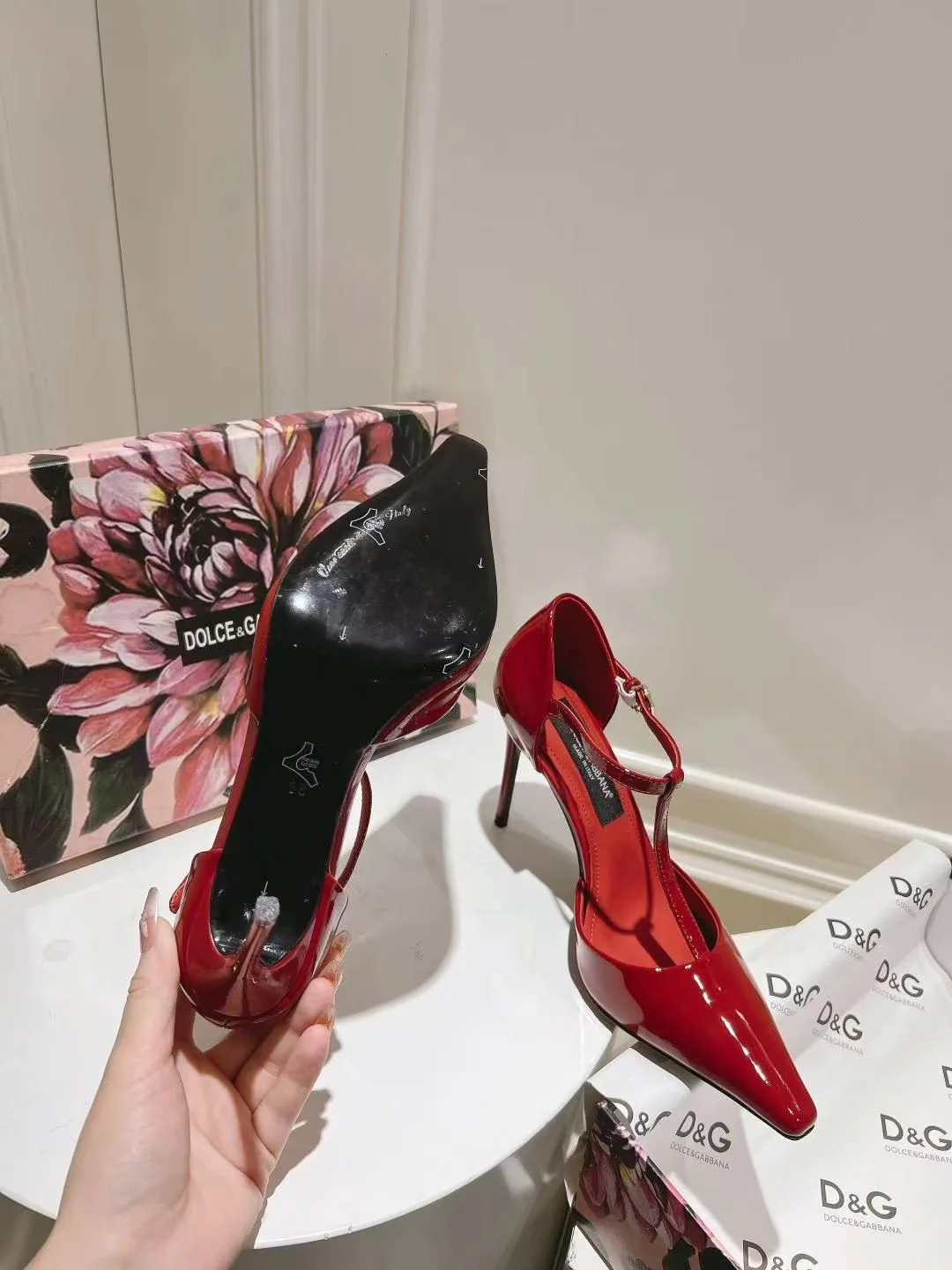 Bold Dolce Gabbana Sandals 22979