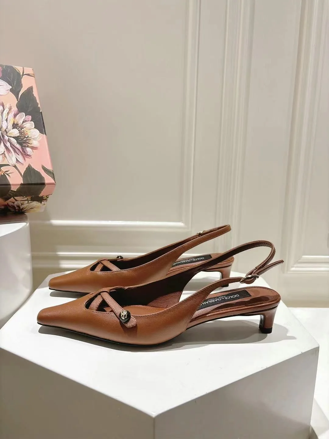 Affordable Dolce Gabbana Sandals 22966