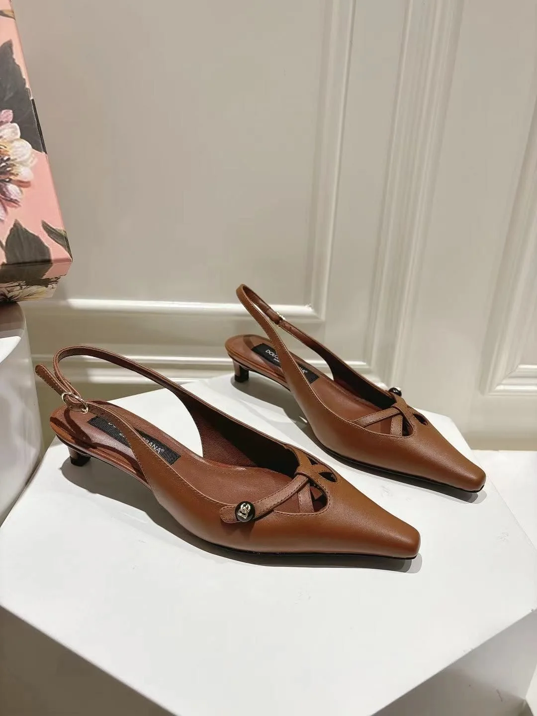 Affordable Dolce Gabbana Sandals 22966