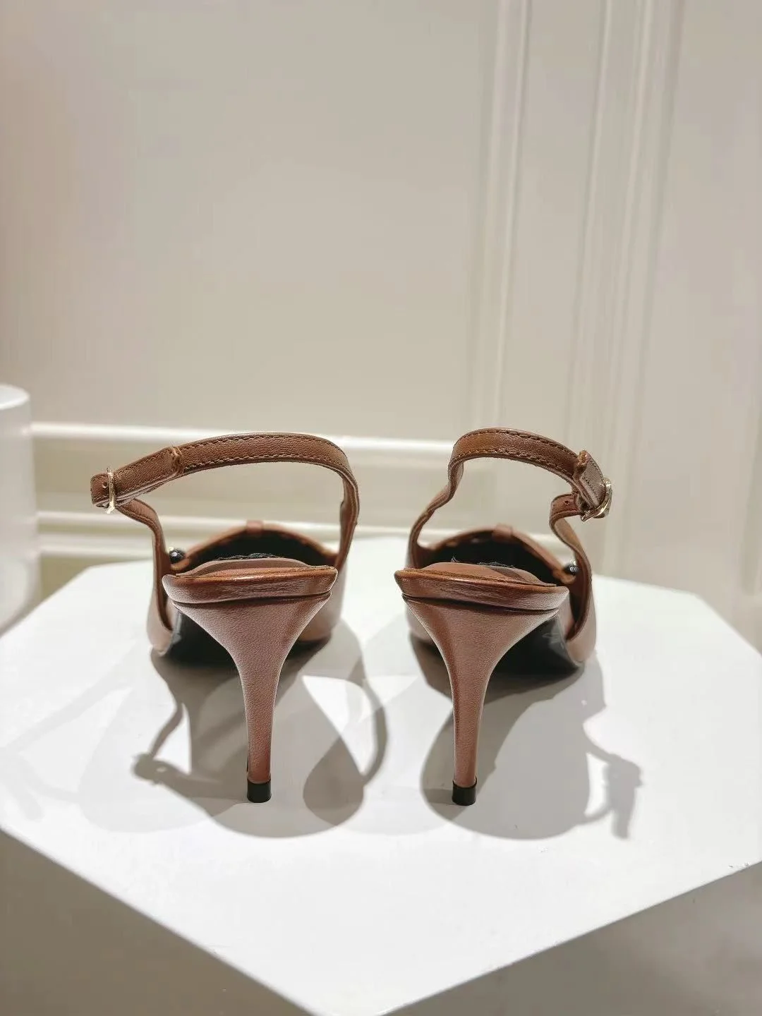 Dolce Gabbana Sandals Flexible 22959