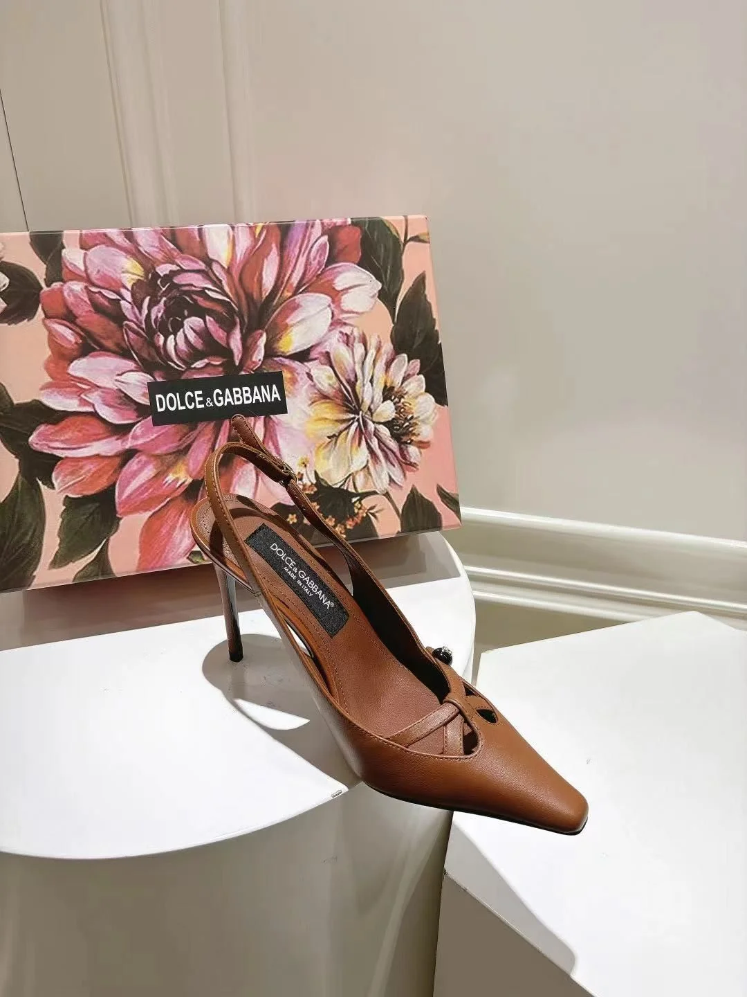 WeatherProof Dolce Gabbana Sandals 22974