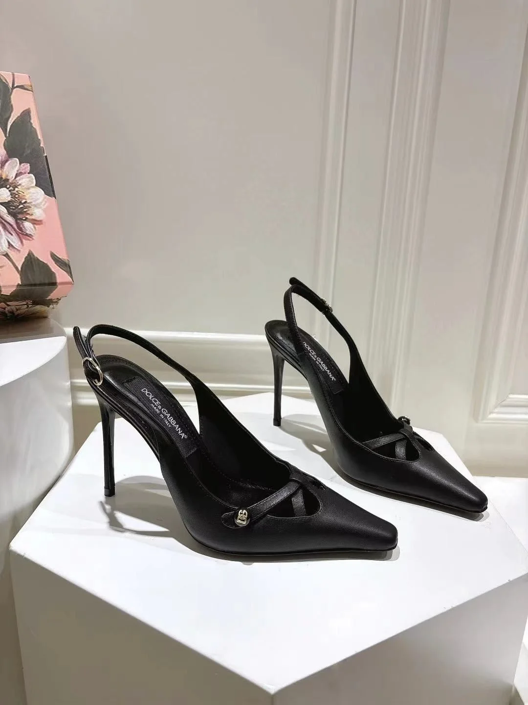TimelessDesign Dolce Gabbana Sandals 22962