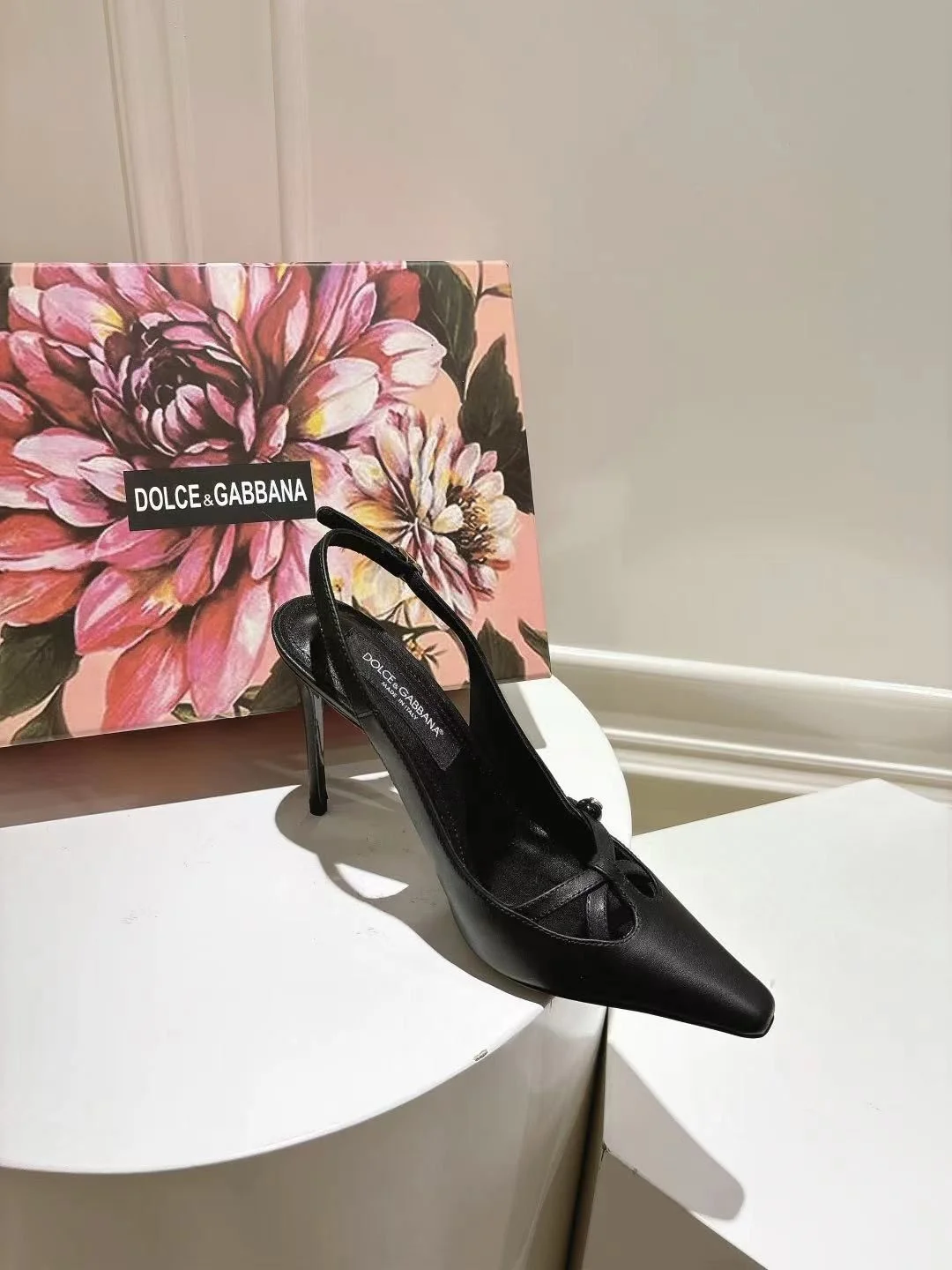 TimelessDesign Dolce Gabbana Sandals 22962
