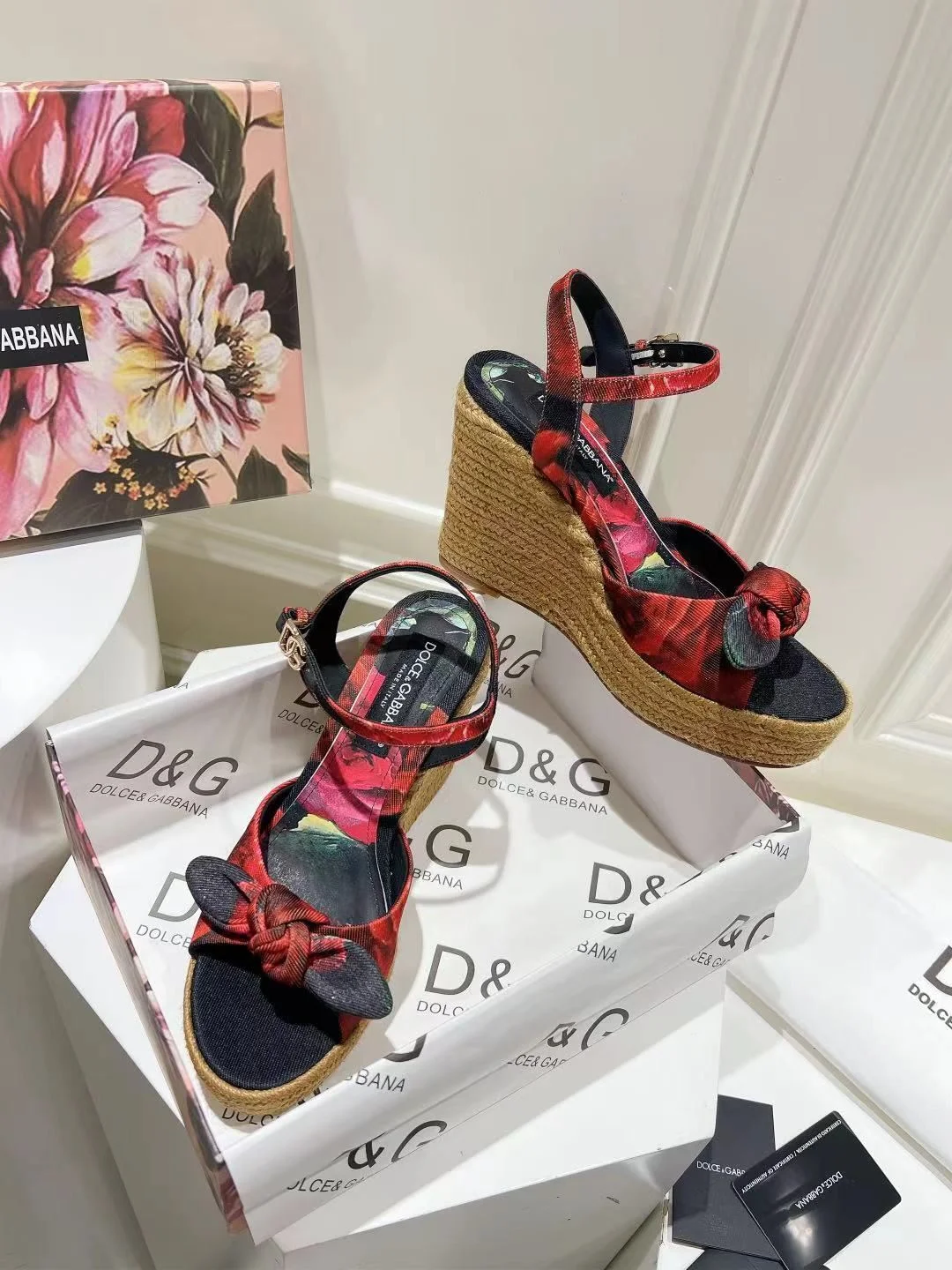 Dolce Gabbana Sandals Original 22960