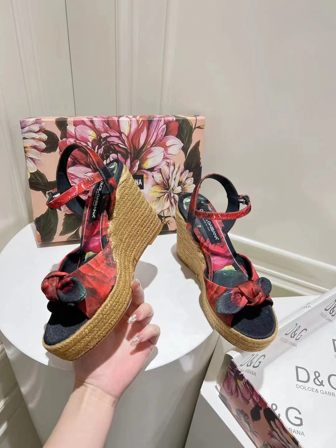 Dolce Gabbana Sandals Original 22960