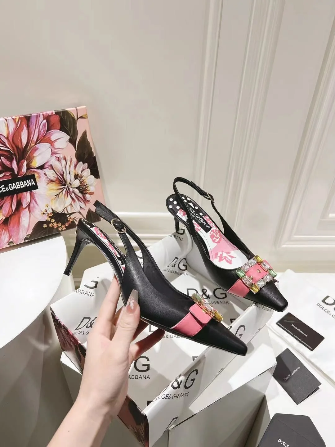 Dolce Gabbana Sandals OdorResistant 22976