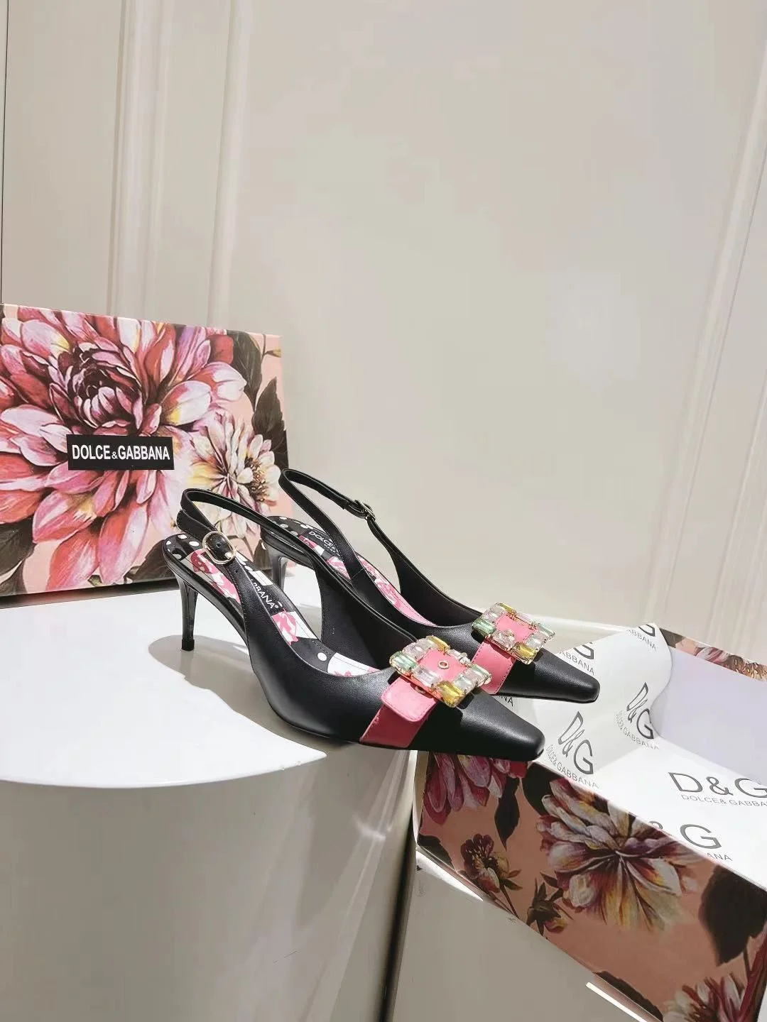 Dolce Gabbana Sandals OdorResistant 22976