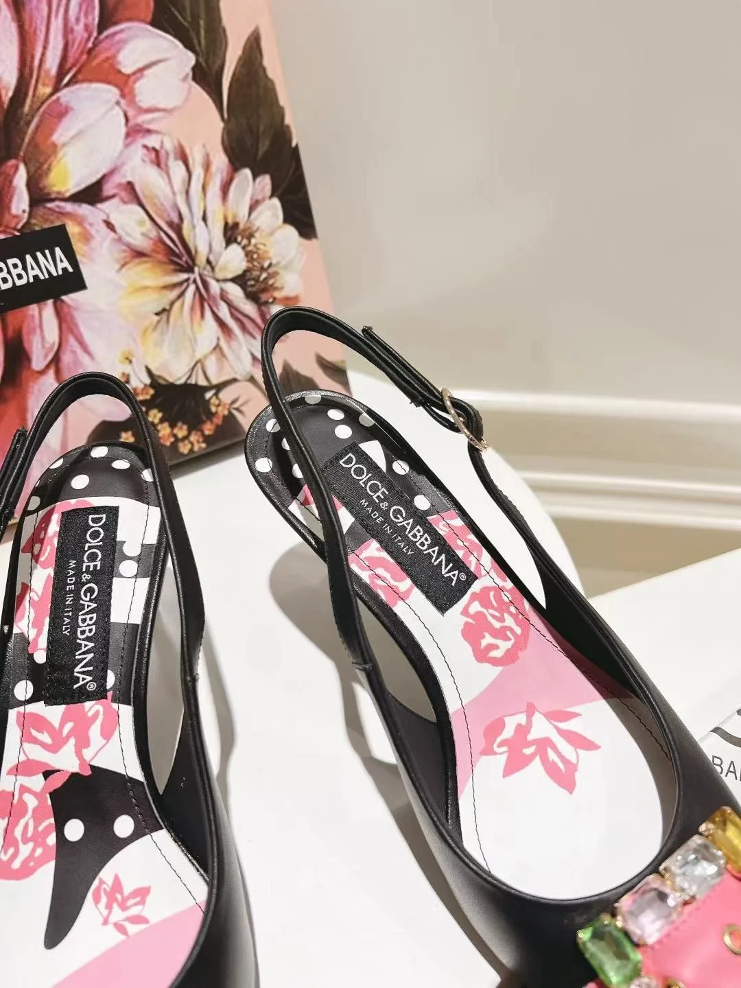 Dolce Gabbana Sandals OdorResistant 22976