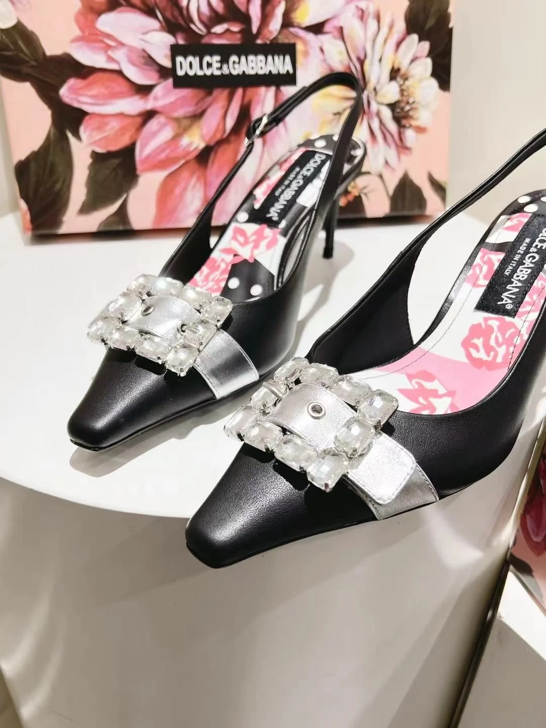 Dolce Gabbana Sandals Reliable 22954