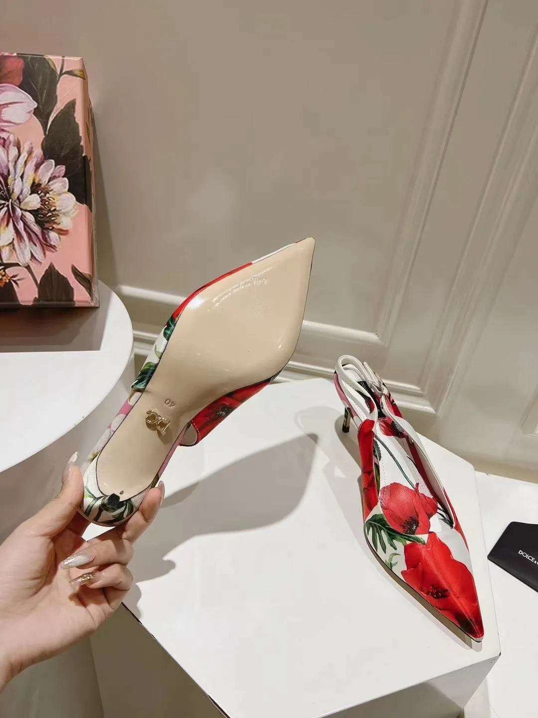 Dolce Gabbana Sandals Durable 22952