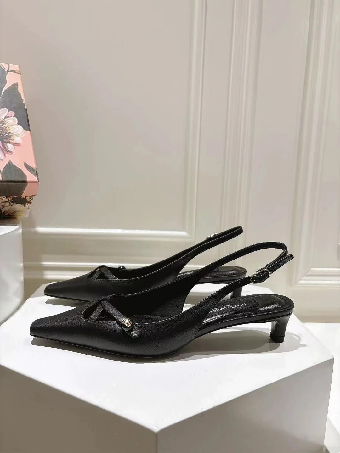 Dolce Gabbana Sandals WellDesigned 22955