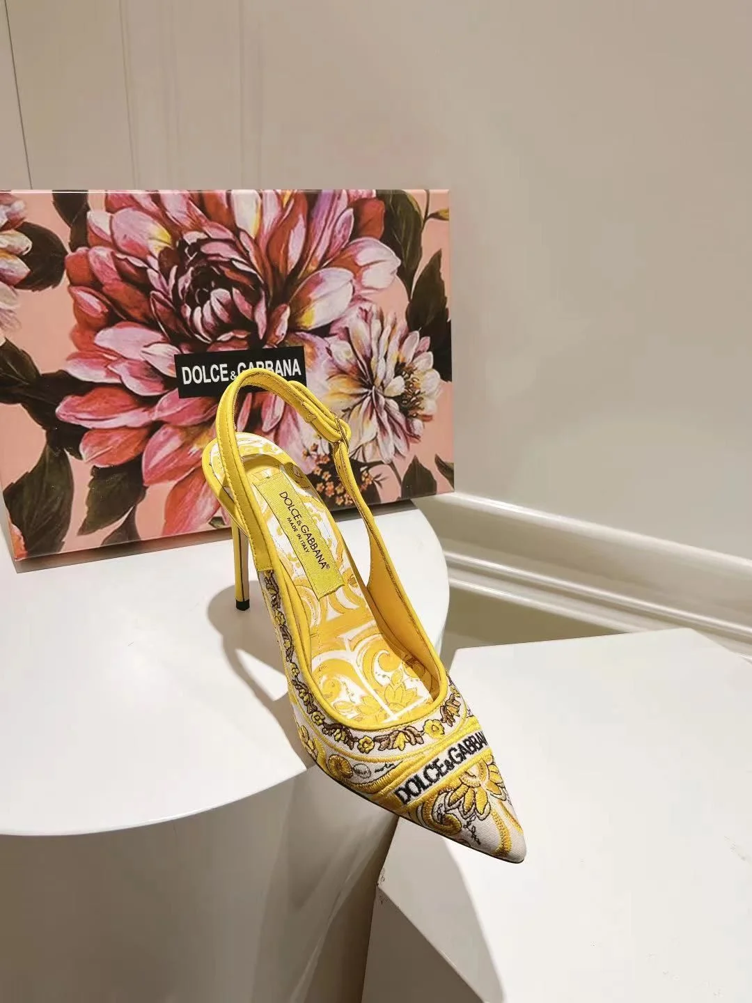 Colorful Dolce Gabbana Sandals 22973