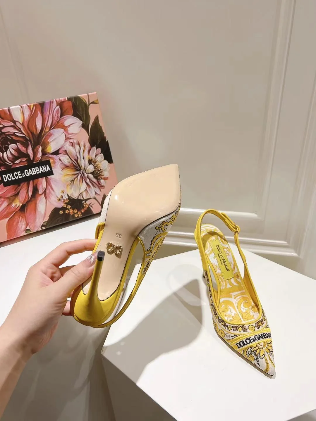 Colorful Dolce Gabbana Sandals 22973