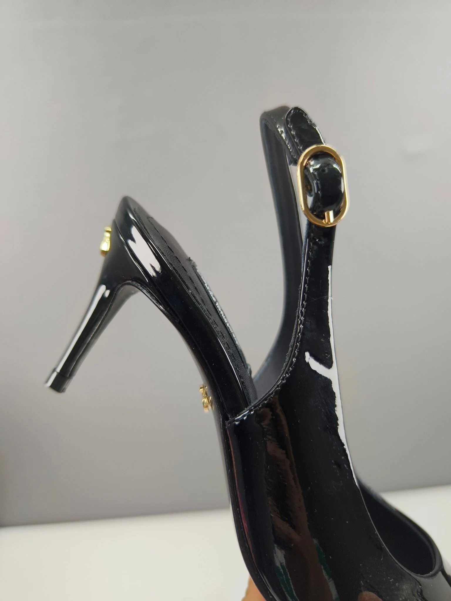 Unisex Dolce Gabbana Sandals 22953