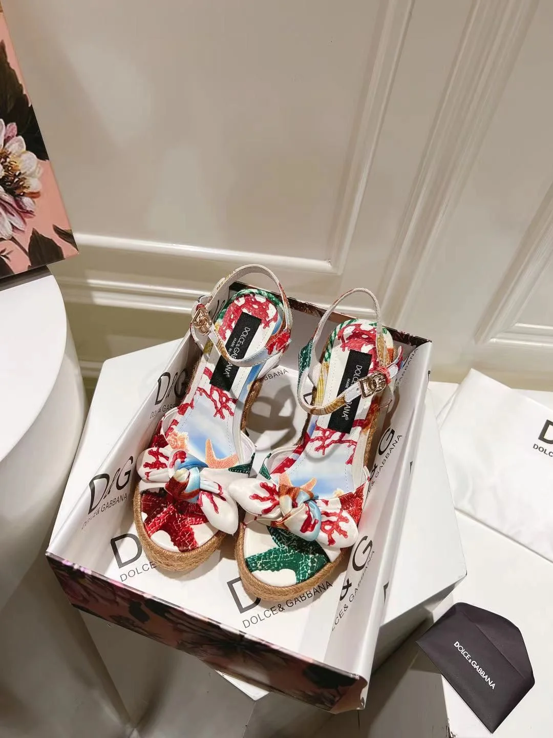 Dolce Gabbana Sandals Resilient 22951