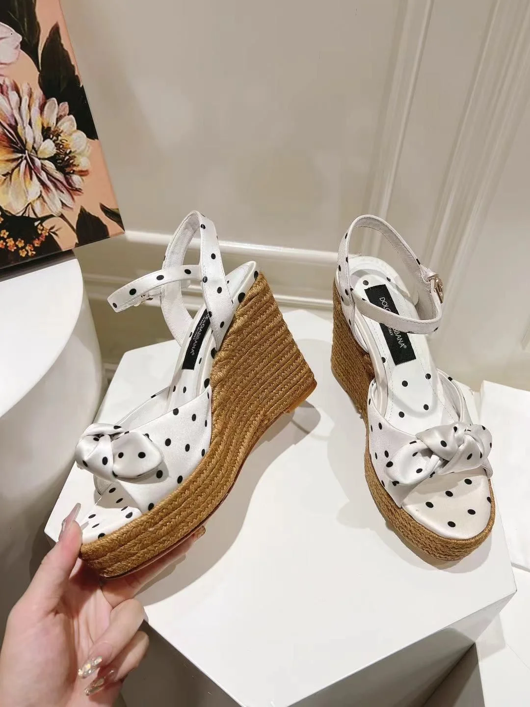 OdorResistant Dolce Gabbana Sandals 22949