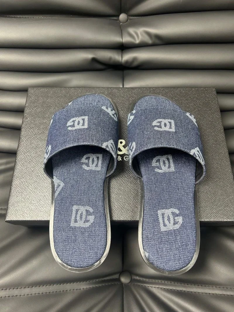 Sophisticated Dolce Gabbana Slippers 22830