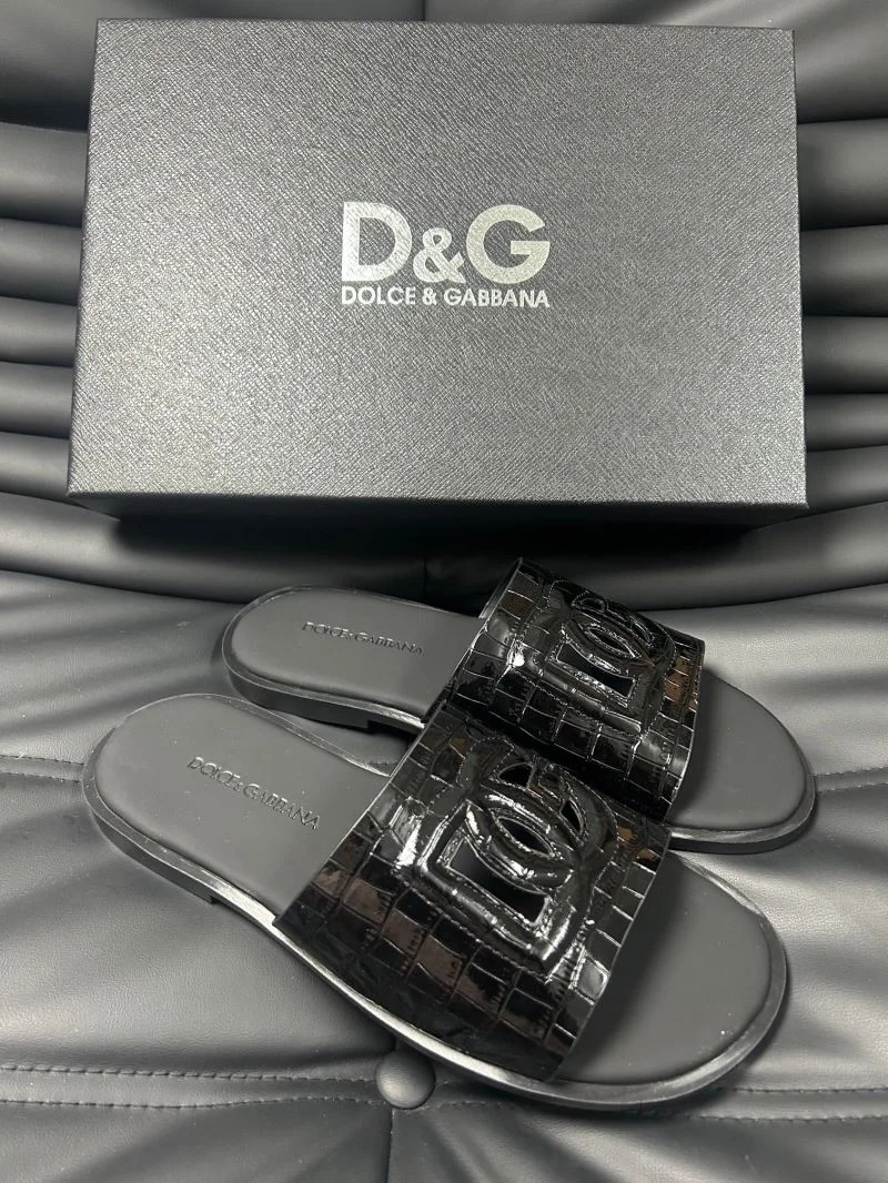 Practical Dolce Gabbana Slippers 22825
