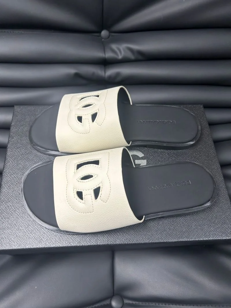 ZeroBulk Dolce Gabbana Slippers 22822