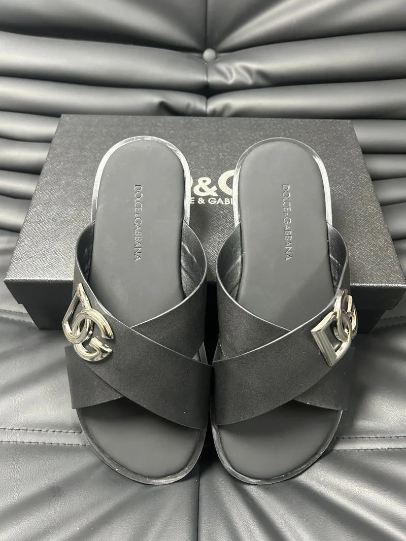 Dolce Gabbana Slippers DailyWear 22810