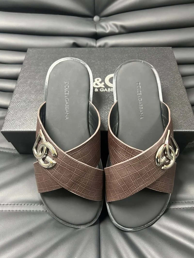 Vibrant Dolce Gabbana Slippers 22811