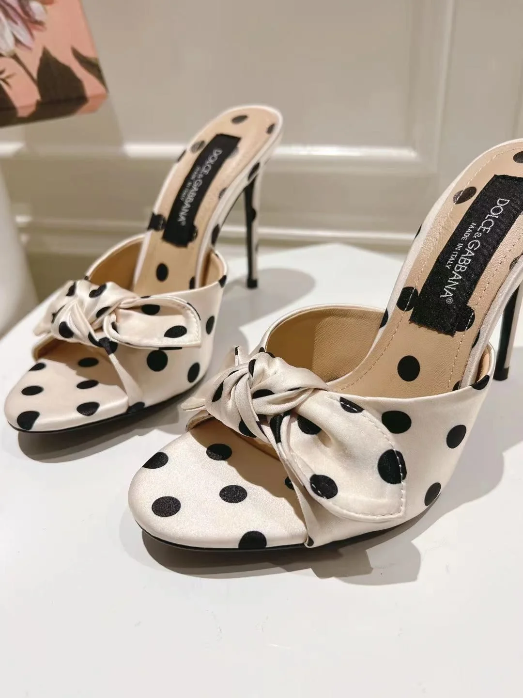 ZeroBulk Dolce Gabbana Slippers 22937