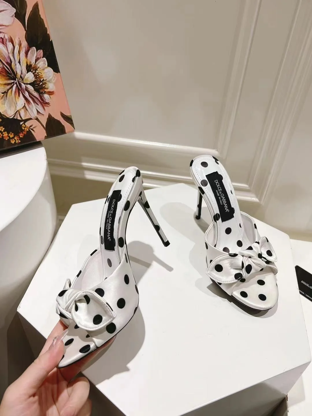 Dolce Gabbana Slippers Packable 22940