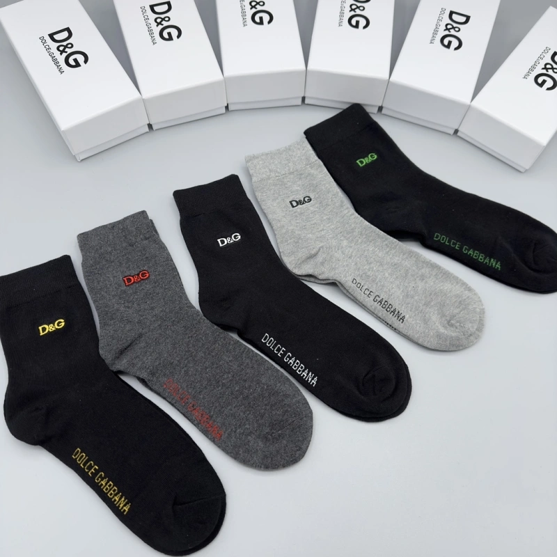 Trendsetting Dolce Gabbana Socks 274283