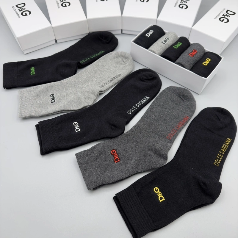 Trendsetting Dolce Gabbana Socks 274283
