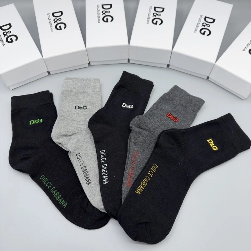Trendsetting Dolce Gabbana Socks 274283