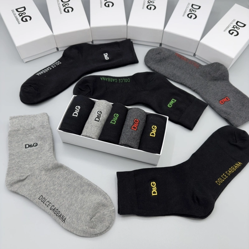 Trendsetting Dolce Gabbana Socks 274283