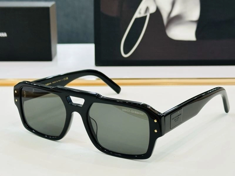 Youthful Dolce Gabbana Sunglasses 279172