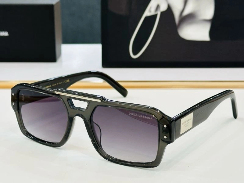 Youthful Dolce Gabbana Sunglasses 279172