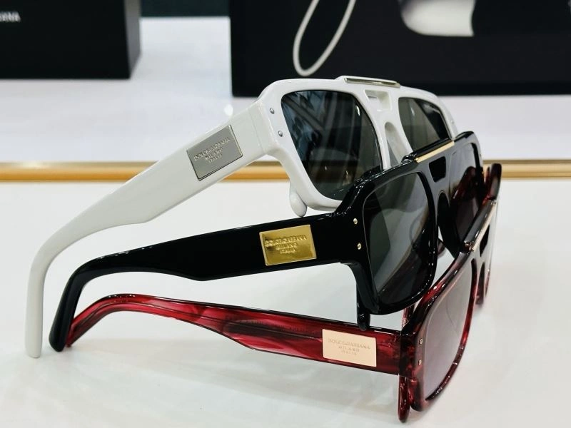 Youthful Dolce Gabbana Sunglasses 279172