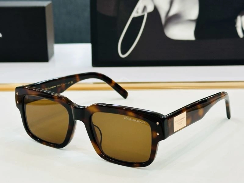 Dolce Gabbana Sunglasses Chic 279157