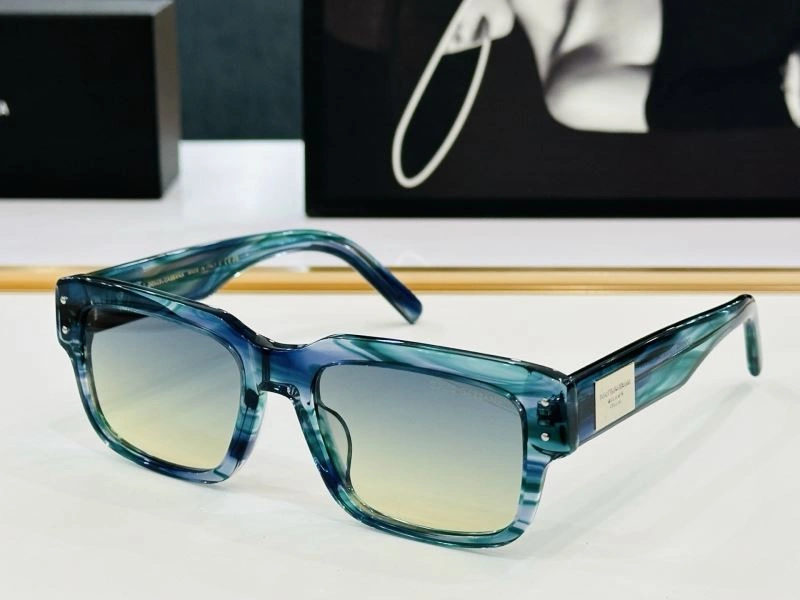Dolce Gabbana Sunglasses Chic 279157
