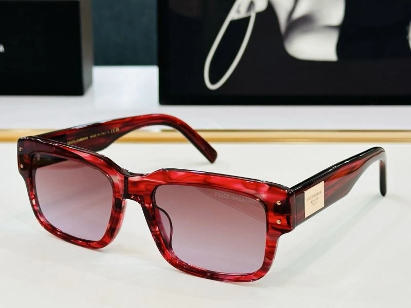Dolce Gabbana Sunglasses Chic 279157