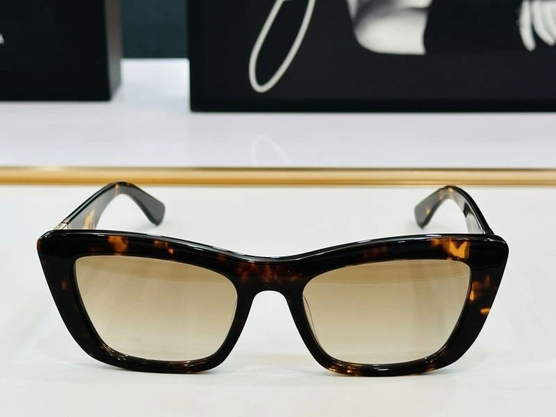 EyeCatching Dolce Gabbana Sunglasses 279155