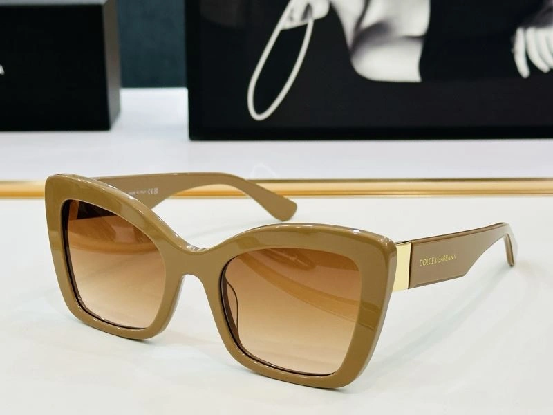 Lightweight Dolce Gabbana Sunglasses 279181